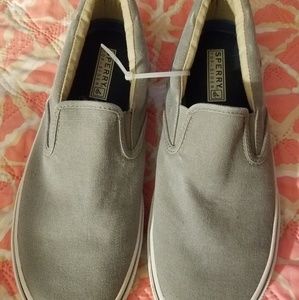 7 1/2 mens sperry